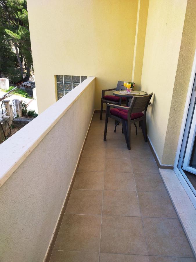 Apartmani Josipa Baška Voda المظهر الخارجي الصورة