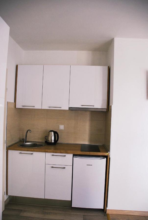 Apartmani Josipa Baška Voda المظهر الخارجي الصورة