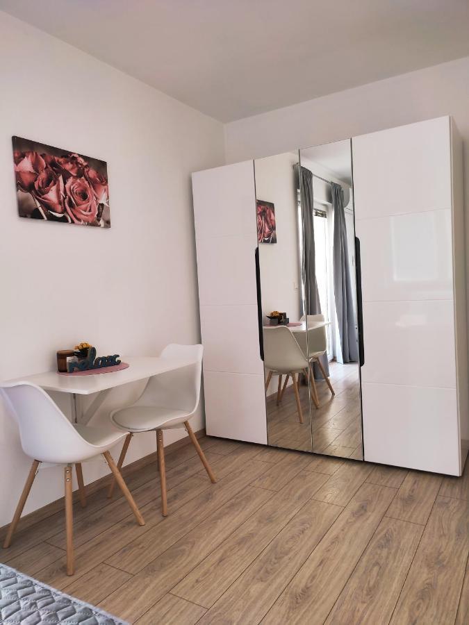 Apartmani Josipa Baška Voda المظهر الخارجي الصورة