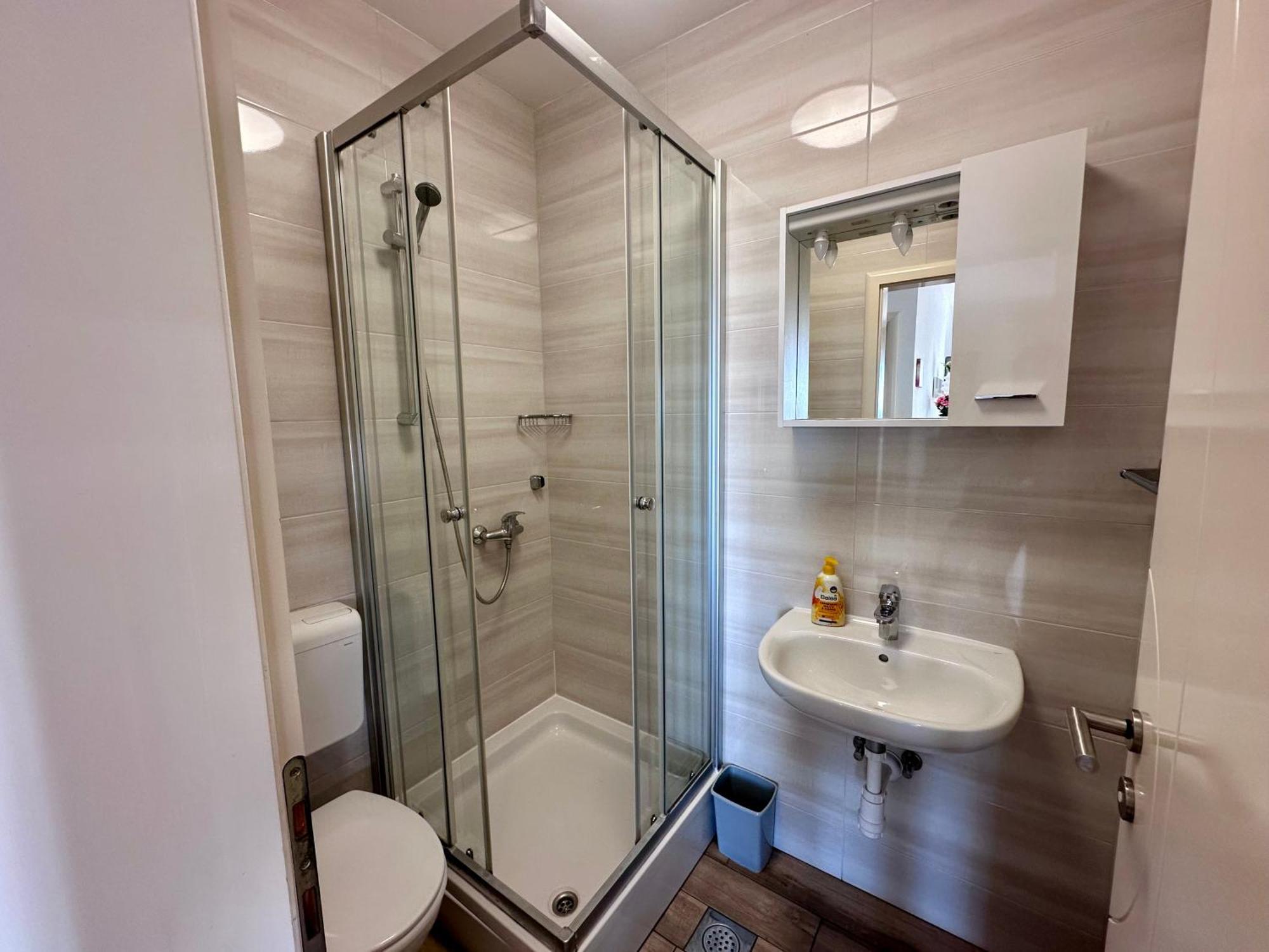 Apartmani Josipa Baška Voda المظهر الخارجي الصورة